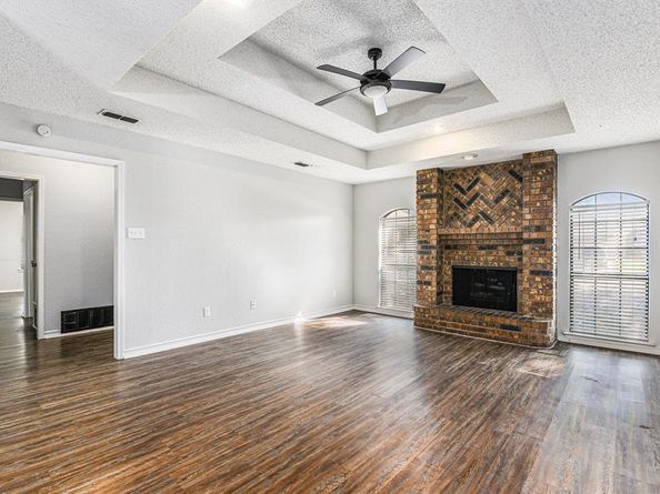 1852  Kings Canyon Circle , Fort Worth Texas 76134