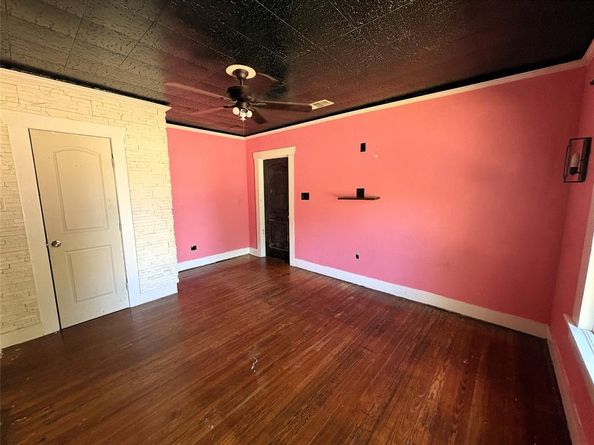 723  Woodrow Street , Arlington Texas 76012