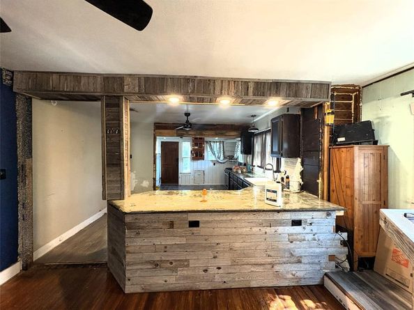 723  Woodrow Street , Arlington Texas 76012
