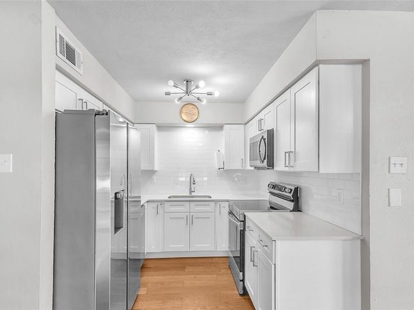 5906  Marvin Loving Drive  106, Garland Texas 75043