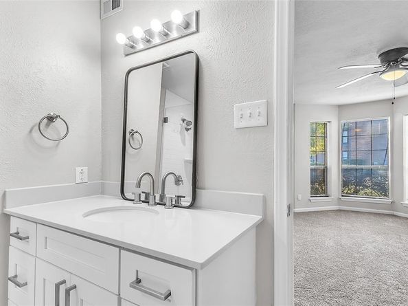5906  Marvin Loving Drive  106, Garland Texas 75043