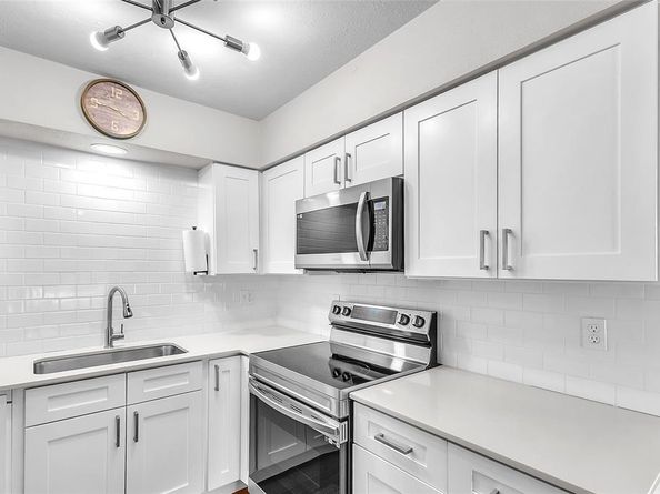 5906  Marvin Loving Drive  106, Garland Texas 75043