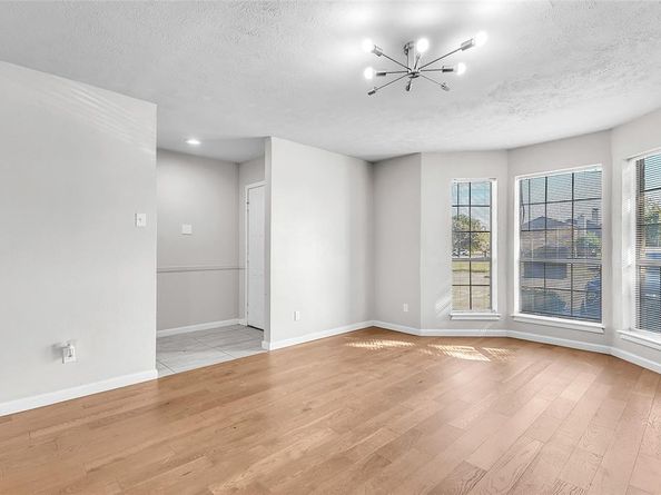 5906  Marvin Loving Drive  106, Garland Texas 75043