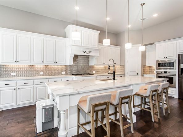 1051  Brookfield Drive , Prosper Texas 75078