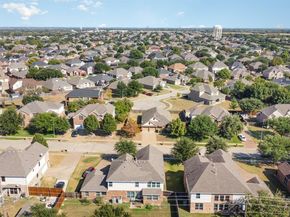 724  Candle Meadow Boulevard , DeSoto Texas 75115