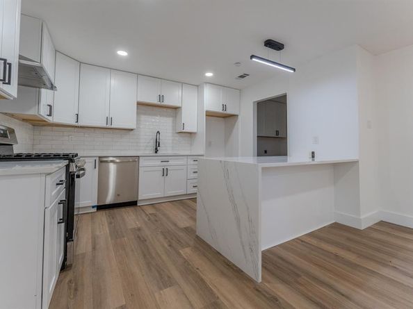 609  Warren Drive , Garland Texas 75042