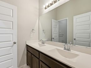 1204  Queens Brook Lane , Fort Worth Texas 76140