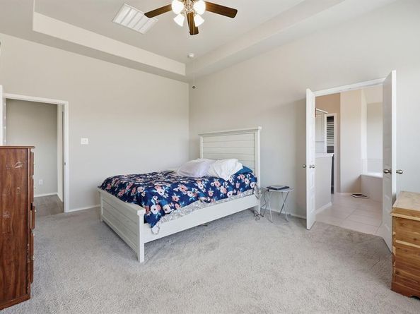 1204  Queens Brook Lane , Fort Worth Texas 76140