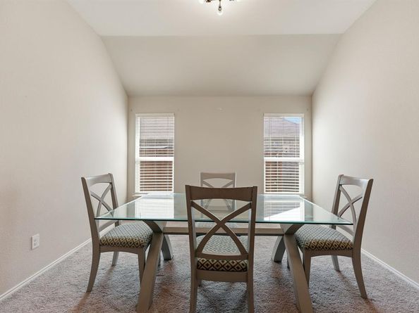 1204  Queens Brook Lane , Fort Worth Texas 76140