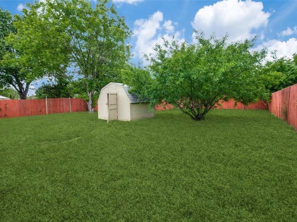 618  Cleardale Drive , Dallas Texas 75232