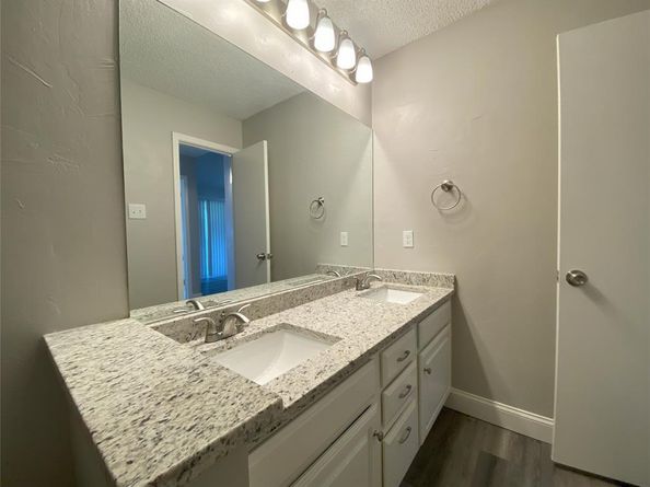 1310  Harwell Drive  4721, Arlington Texas 76011