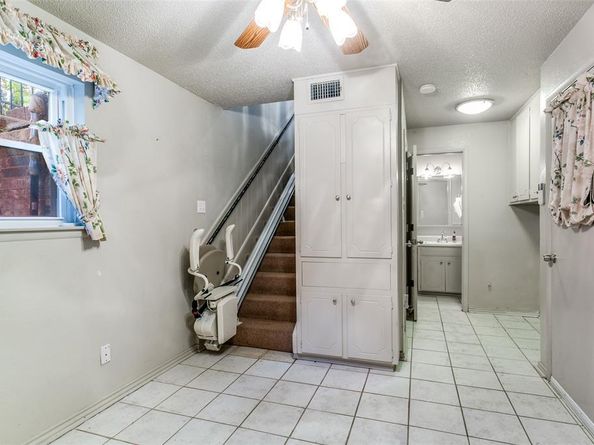 1309  Driftwood Drive , Euless Texas 76040