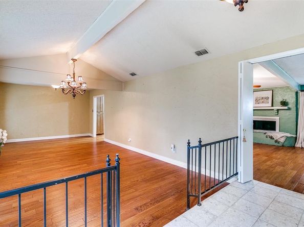 1309  Driftwood Drive , Euless Texas 76040