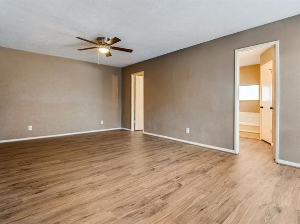 801  Wood Glen , DeSoto Texas 75115