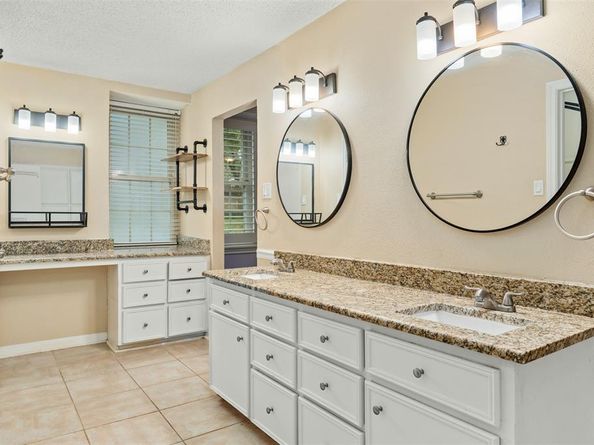 108  Silverleaf Drive , Fort Worth Texas 76112