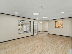 108  Silverleaf Drive , Fort Worth Texas 76112