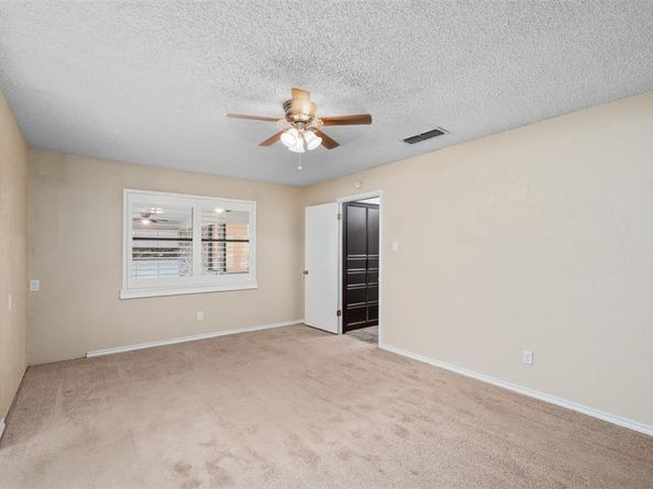 108  Silverleaf Drive , Fort Worth Texas 76112