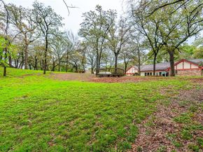 108  Silverleaf Drive , Fort Worth Texas 76112