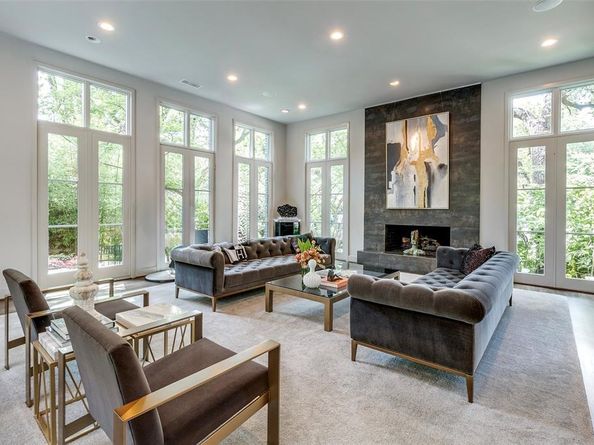 4678  Christopher Place , Dallas Texas 75204