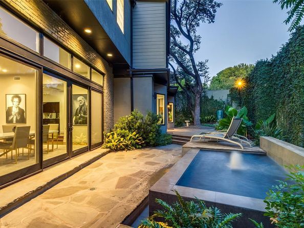 4678  Christopher Place , Dallas Texas 75204