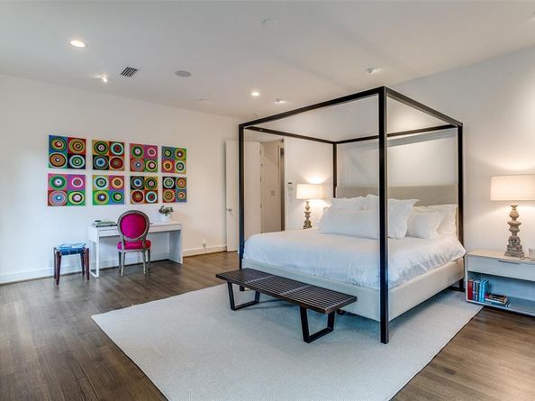 4678  Christopher Place , Dallas Texas 75204