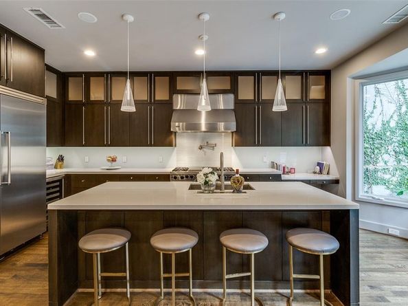 4678  Christopher Place , Dallas Texas 75204