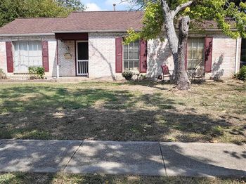 404  Lowell Lane 