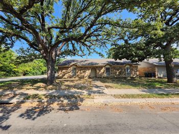 3209  Oriole Lane 