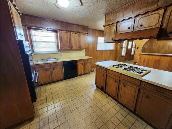 3209  Oriole Lane , Denton Texas 76209