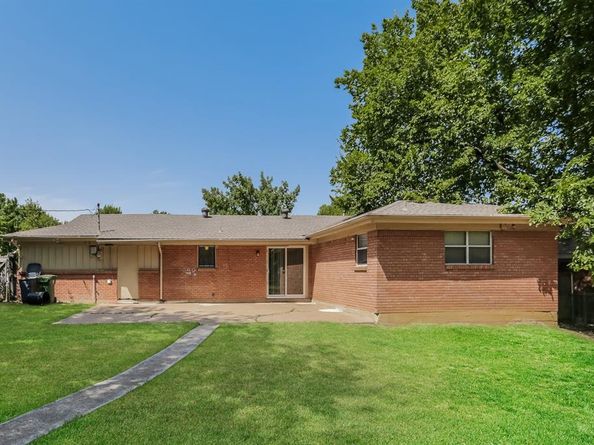 5113  Bob Drive , North Richland Hills Texas 76180