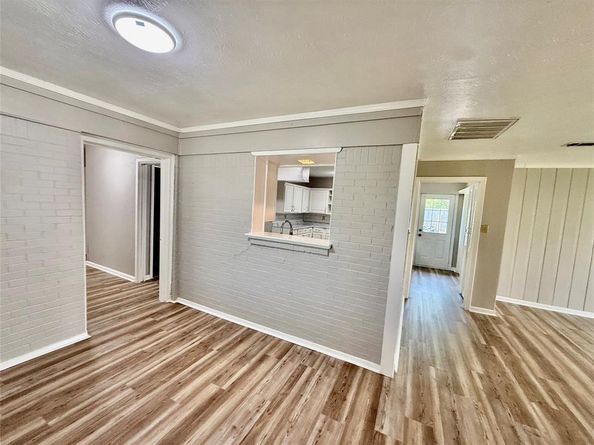 3606  Marsh Lane Place , Dallas Texas 75220
