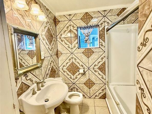 3606  Marsh Lane Place , Dallas Texas 75220