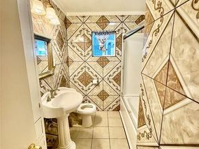 3606  Marsh Lane Place , Dallas Texas 75220