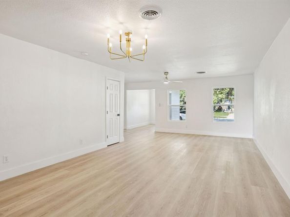 12226  Hoblitzelle Drive , Dallas Texas 75243