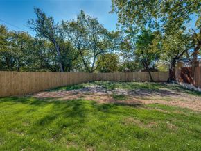 2209 W E Roberts Street , Grand Prairie Texas 75051