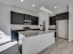 2209 W E Roberts Street , Grand Prairie Texas 75051