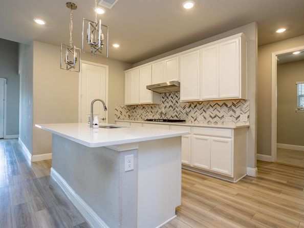 2436  Yosemite Way , Corinth Texas 76210