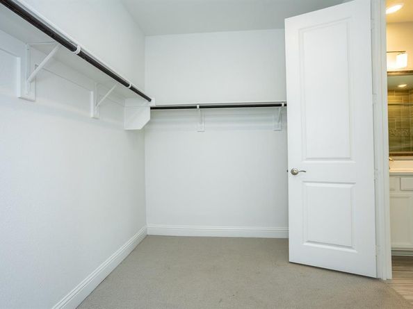 2436  Yosemite Way , Corinth Texas 76210