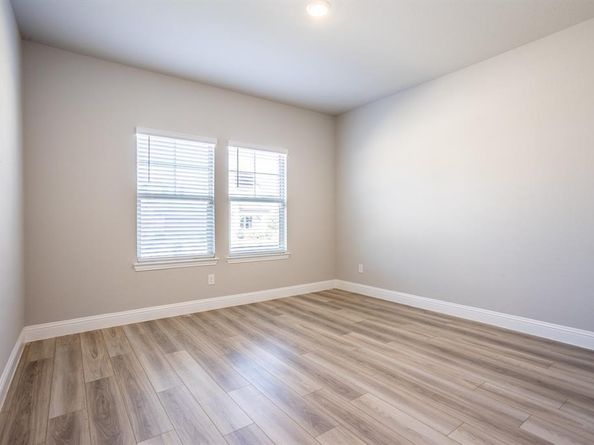 2436  Yosemite Way , Corinth Texas 76210