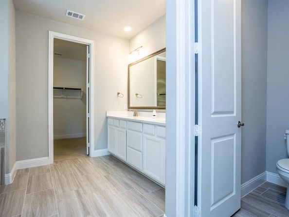 2436  Yosemite Way , Corinth Texas 76210