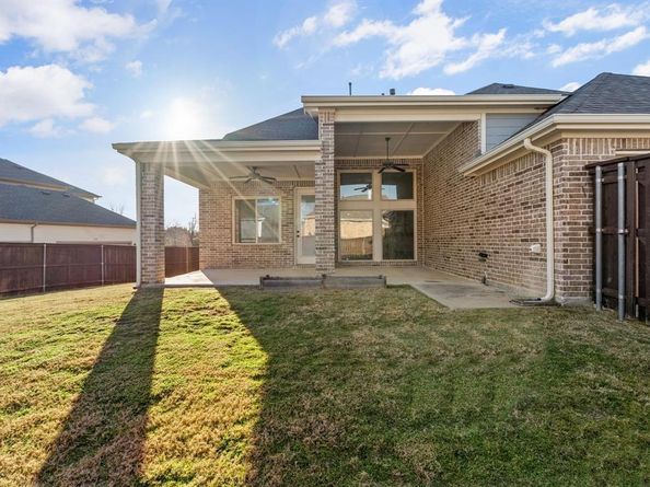 2812  Orchid Street , Carrollton Texas 75007
