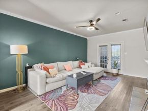 3550  Country Square Drive  111, Carrollton Texas 75006