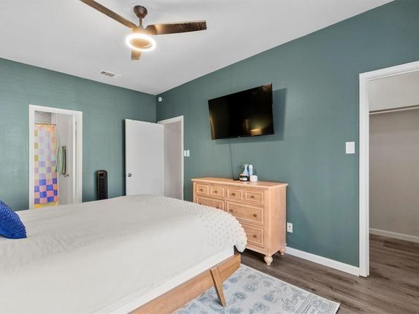 3550  Country Square Drive  111, Carrollton Texas 75006
