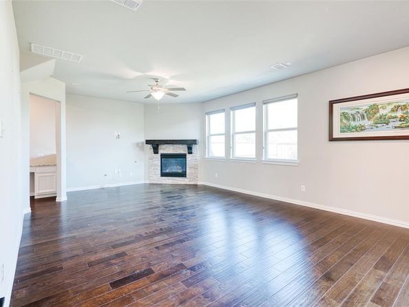 2317  Connor Way , Carrollton Texas 75010
