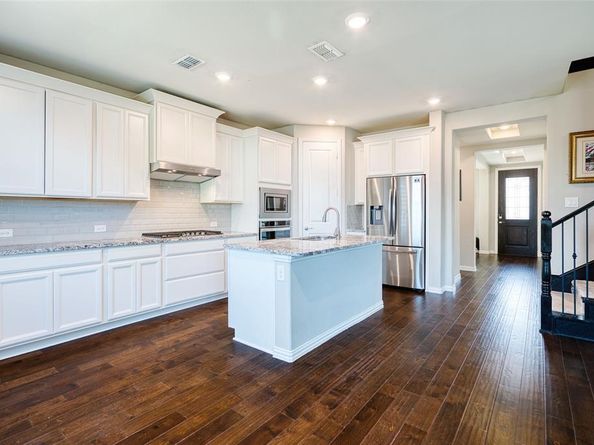 2317  Connor Way , Carrollton Texas 75010