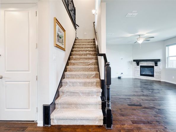 2317  Connor Way , Carrollton Texas 75010