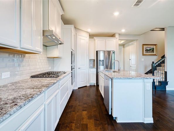 2317  Connor Way , Carrollton Texas 75010