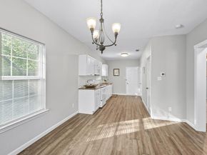 717 E Davis Avenue , Fort Worth Texas 76104