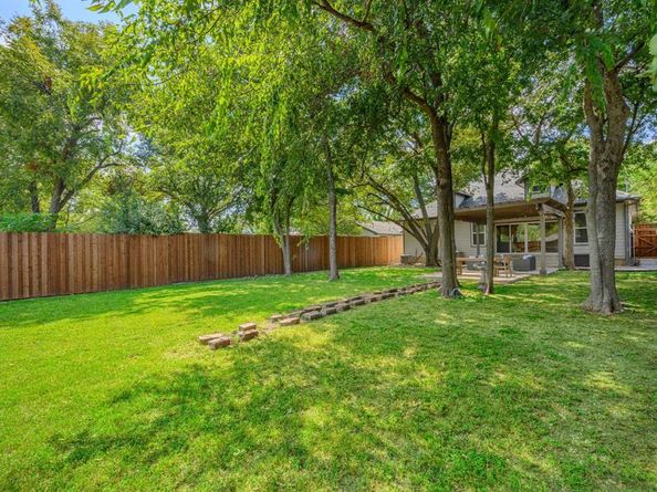 1516 S Oak Cliff Boulevard , Dallas Texas 75208