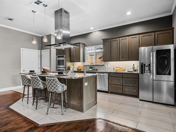 1516 S Oak Cliff Boulevard , Dallas Texas 75208